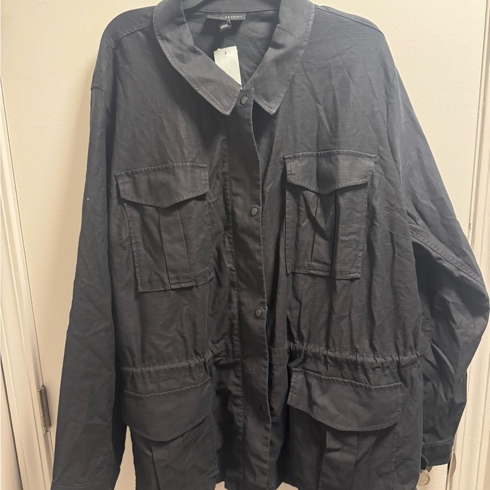*Woman’s Black Full Zip Lane Bryant Jacket